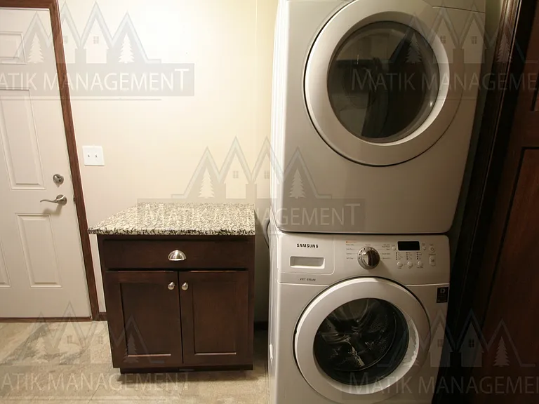 2581 Hawk Ridge Ct SE — Photo 30