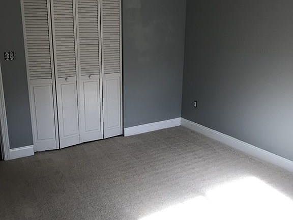 4th image of 2210 Skyline Dr Unit 7