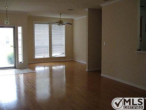 4th image of 3421 Mayflower Ct
