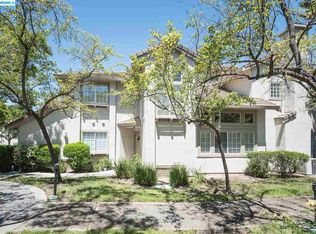 132 Caprice Cir, Hercules, CA 94547