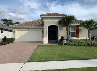 3855 Carrick Bend Dr, Kissimmee, FL 34746
