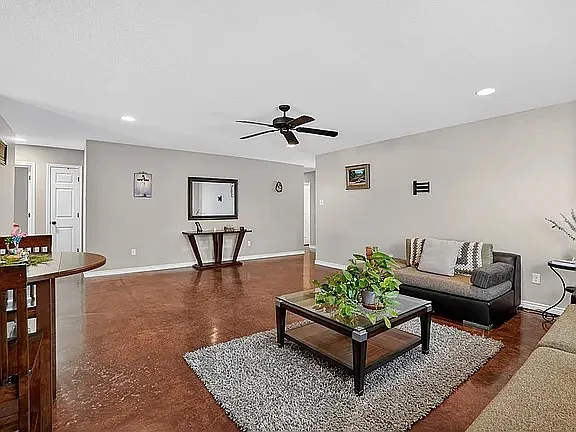 1115 Milltown Rd — Photo 8