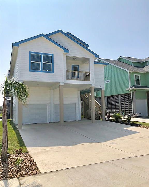 1st image of 425 Amanda Cir