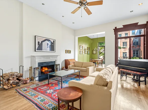 129 West 70th Street image 8 of 15