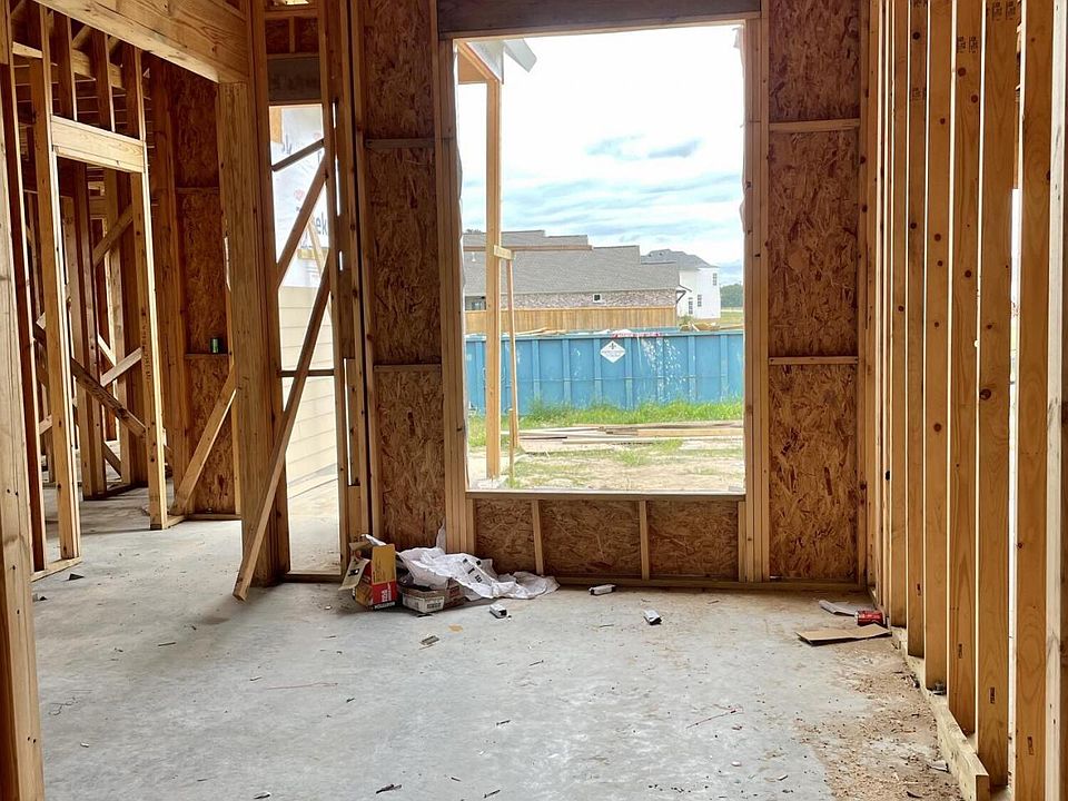 2nd image of 203 Trail Pointe Dr