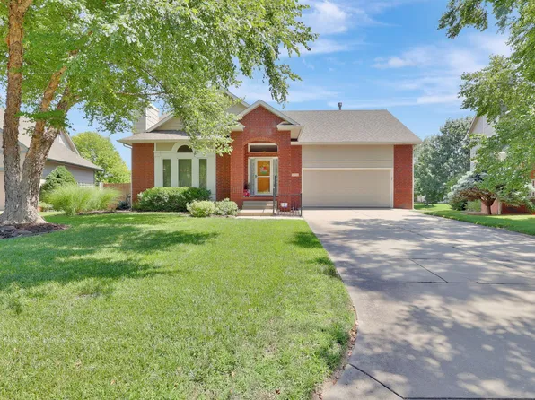 3038 N Wild Rose Ct, Wichita, KS 67205