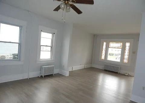 2nd image of 350 Grand St