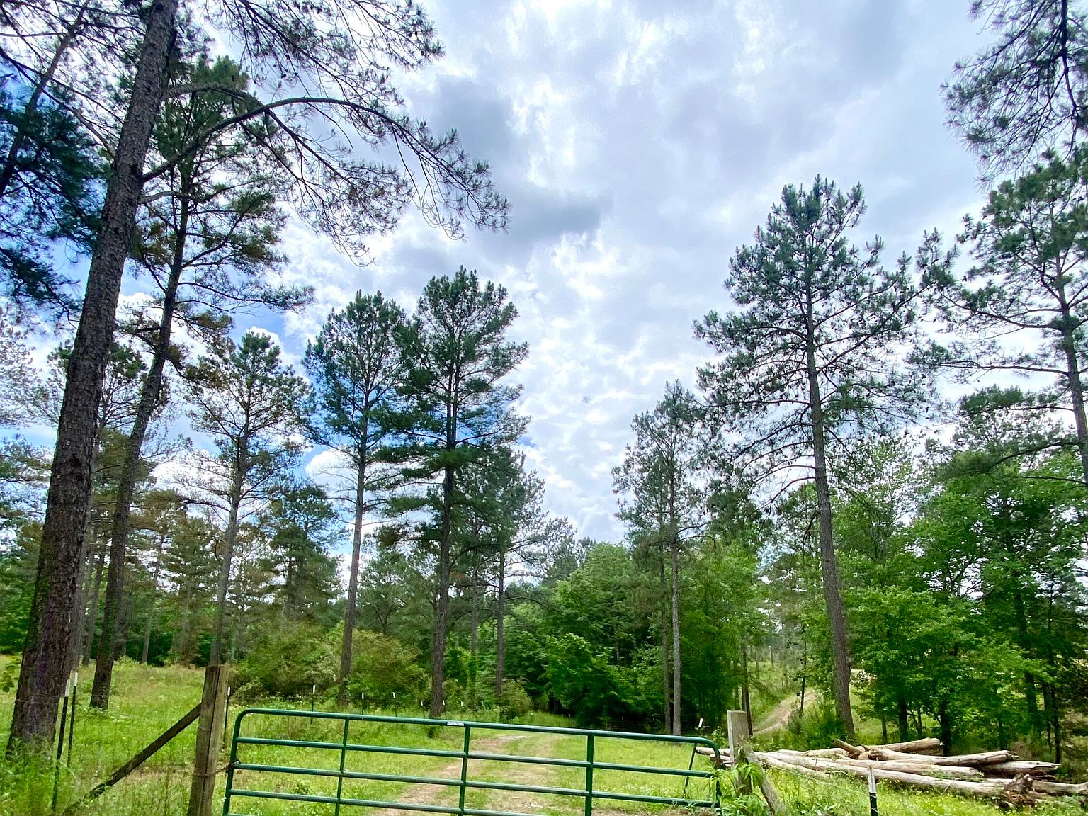 1405 NE Chestuee Rd, Cleveland, TN 37323 Zillow