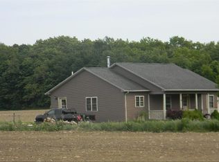 10155 Asbury Rd, Le Roy, NY 14482