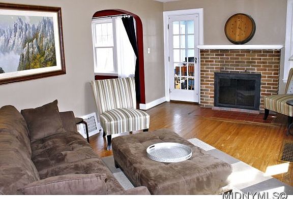 3rd image of 87 Ballantyne Brae