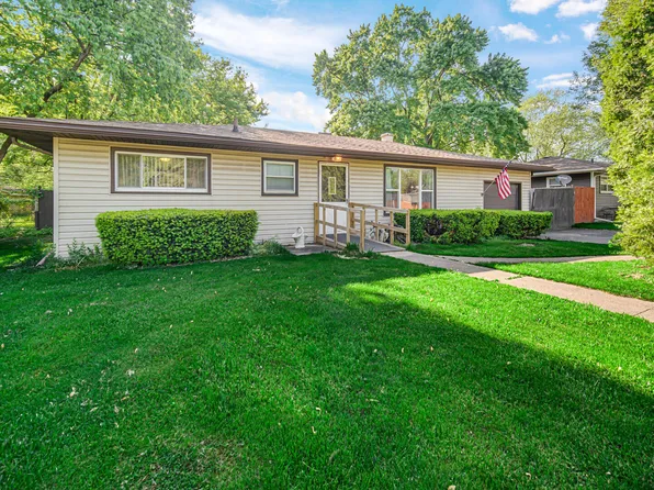 712 N Guyer St, Hobart, IN 46342
