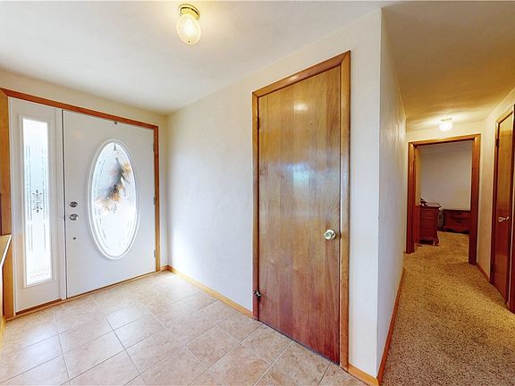 2nd image of 240 N 20th St