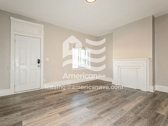 2-Living Room