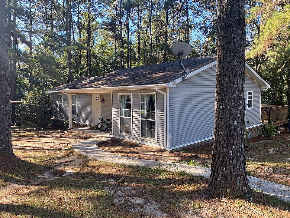 1st image of 48 Verna Roche Dr