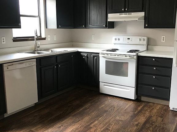2nd image of 519 N Jefferson St