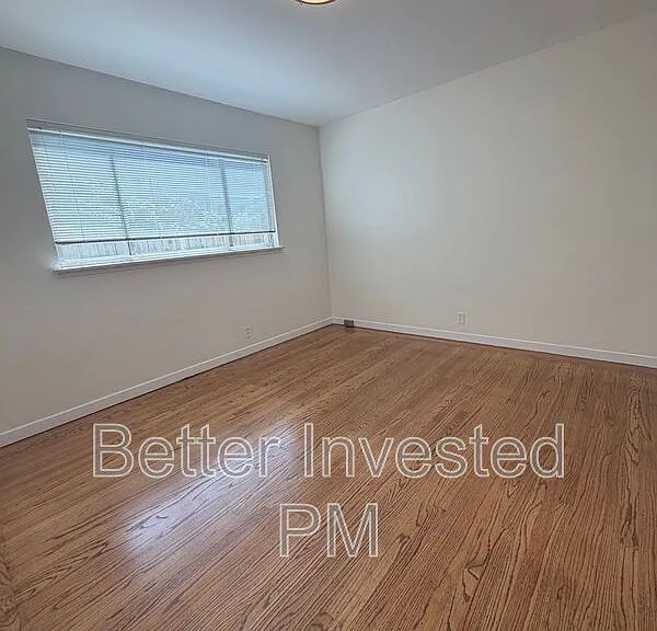 2400 39th Ave #3 — Photo 12
