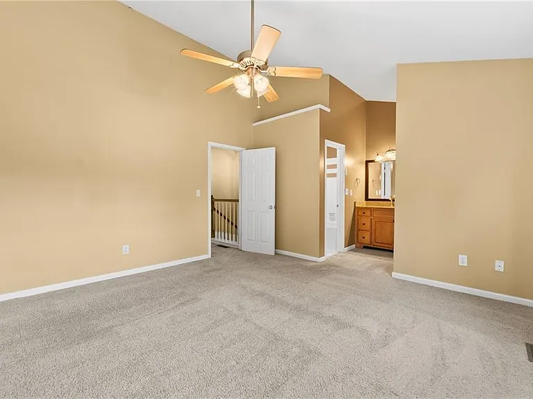 2266 Oak Glenn Cir — Photo 24