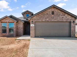 303 E 24th St, Wolfforth, TX 79382