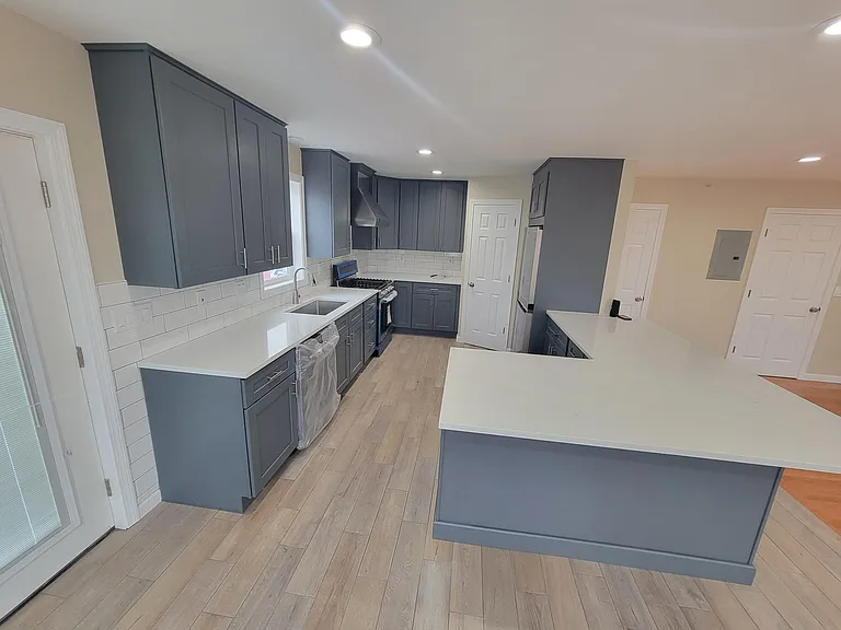 31 Hamilton St — Photo 29