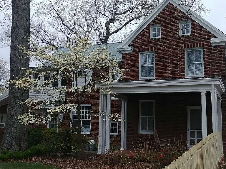 23630 Woodfield Rd — Photo 2