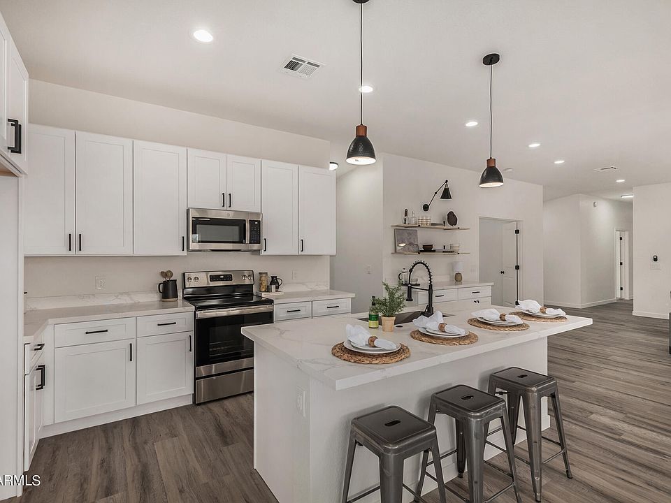1st image of 34795 S MESQUITE Drive