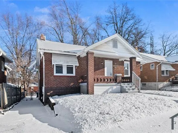 8129 Saint Charles Ln, Saint Louis, MO 63114