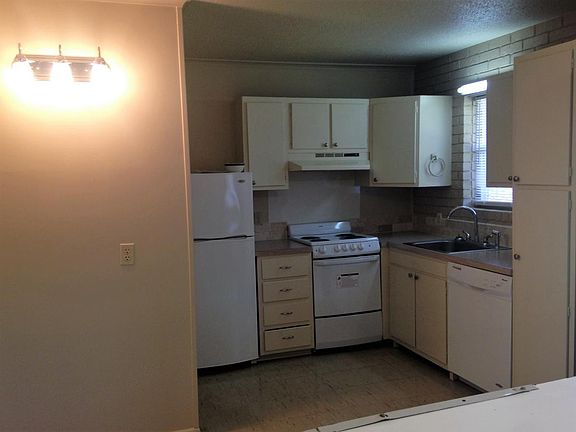 1 br Kitchen