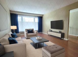 206 Alexander Rd, Newmarket, ON L3Y5P1