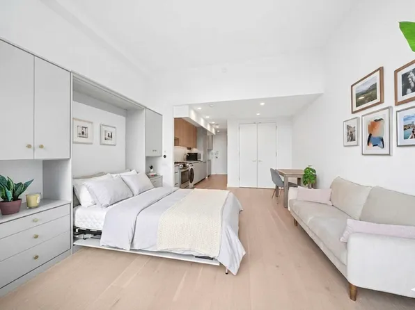 3 Court Square image 1 of 12