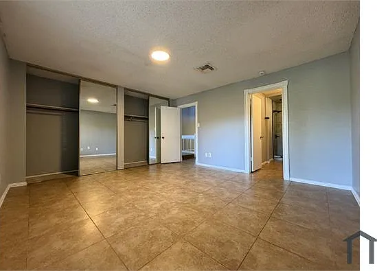 13616 Garden Grove Ct — Photo 3