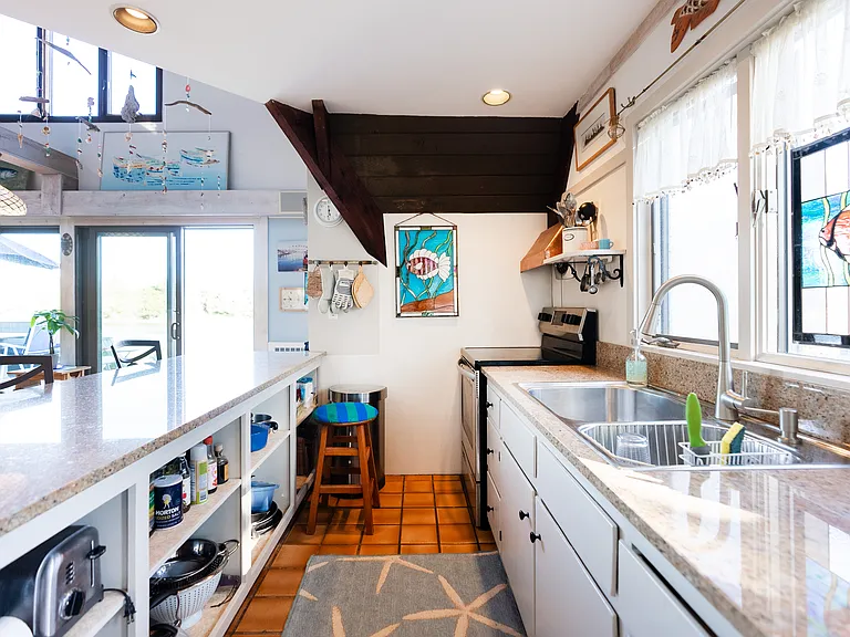 56 Far Pond Rd — Photo 11