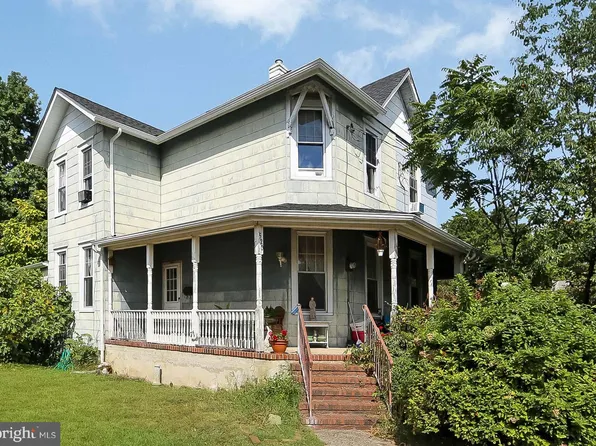 520 Walnut Ave E, Lindenwold, NJ 08021