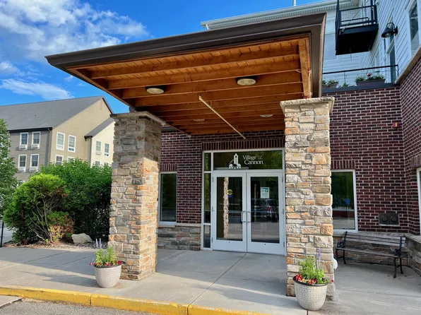 301 7th St W Unit 1203, Northfield, MN 55057