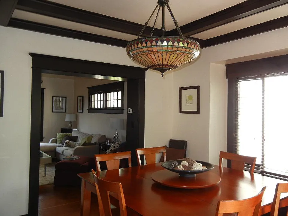 formal dinner room