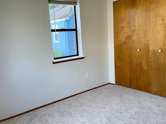 4th image of 3420A 34th Ave W