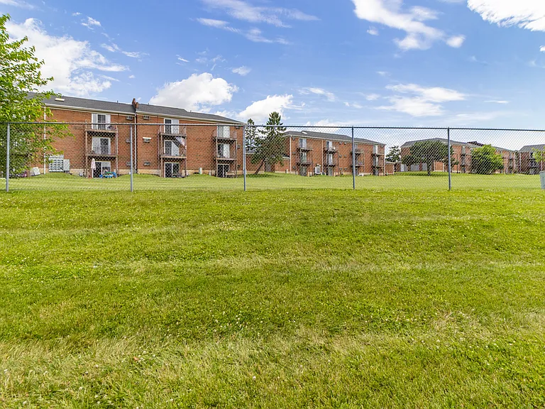 212 Rosemarie Dr #5 — Photo 12