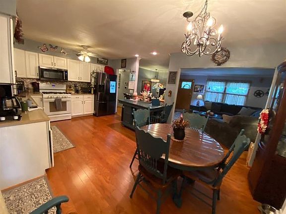 5th image of 533 Green Haven Ct