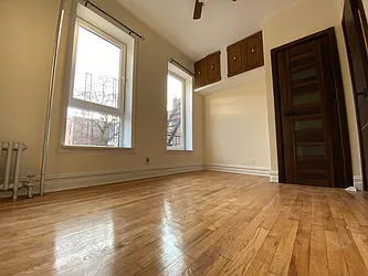 Rented by Capri Jet Realty Corp