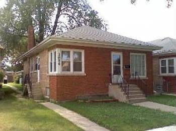 3rd image of 3054 N Olcott Ave