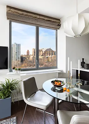 Rented by Compass | media 14