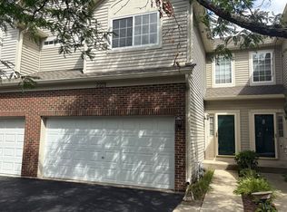 2221 Stoughton Dr, Aurora, IL 60502