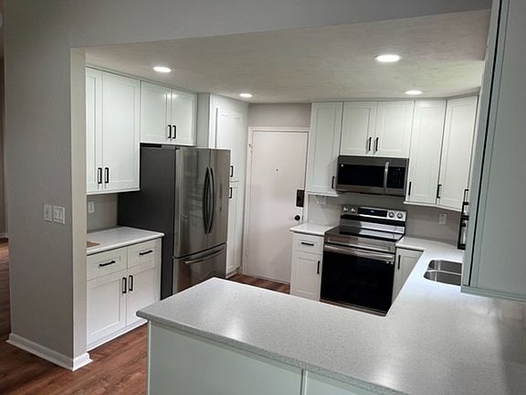 3rd image of 6613 NW 30th Ter
