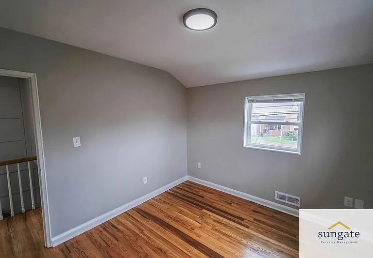 3427 N Point Rd — Photo 15