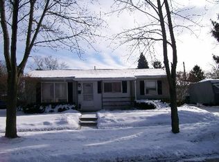 320 Macintyre St, Lockport, IL 60441