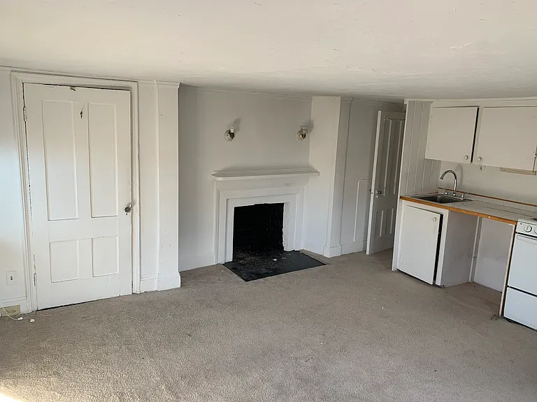 58 Anderson St #8 — Photo 1