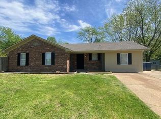 10820 French Fort Dr, Olive Branch, MS 38654