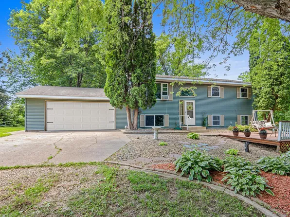 5781 Needham Ave NE, Saint Michael, MN 55376