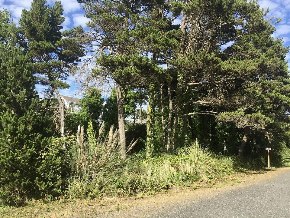 1st image of 2001 NW Oceanview Dr
