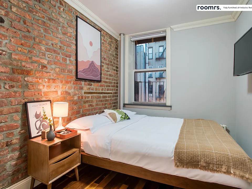 120 Mulberry St #5