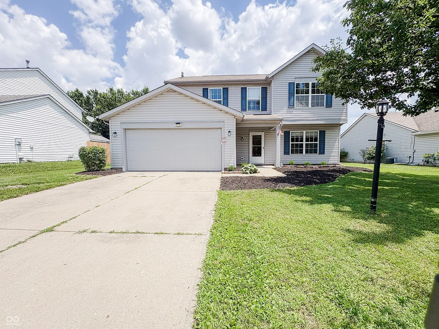 1381 Harrison Dr photo 1